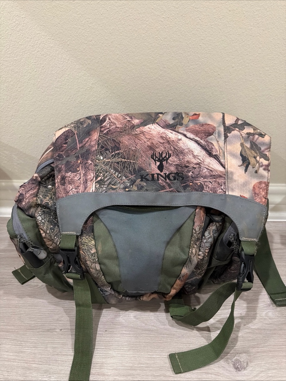 KINGS CAMO SHOULDER STRAP WAISTPACK Backpack